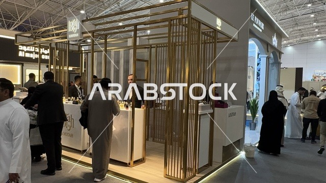 علامة تجارية للعطور الفاخرة، تجربة حسية تشمل التسوق والتعلم عن صناعة العطور وورش العمل، معرض العود الأزرق والعطور الدولي في الرياض من ديسمبر 2025 - يناير 2026 في المملكة العربية السعودية،  فعاليات سنوية كبرى