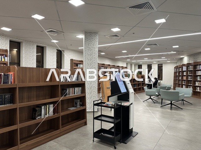 مكتبة الدمام العامة ،معلم ثقافي ومعرفي يعزز الإبداع والفنون، بيت الثقافة فى الدمام بالمنطقة الشرقية، المملكة العربية السعودية، فعاليات ثقافية ومجتمعية متنوعة،  مساحات للمعارض وورش العمل ، أنشطة تعليمية وتفاعلية لجميع الفئات، بيئة ملهمة تجمع الثقافة والمعرفة والفن.