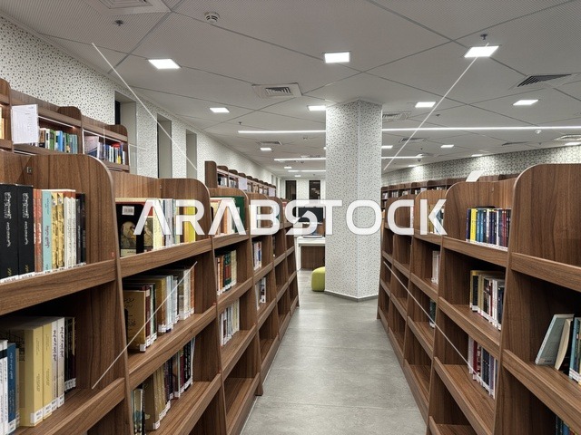 مكتبة الدمام العامة ،معلم ثقافي ومعرفي يعزز الإبداع والفنون، بيت الثقافة فى الدمام بالمنطقة الشرقية، المملكة العربية السعودية، فعاليات ثقافية ومجتمعية متنوعة،  مساحات للمعارض وورش العمل ، أنشطة تعليمية وتفاعلية لجميع الفئات، بيئة ملهمة تجمع الثقافة والمعرفة والفن.