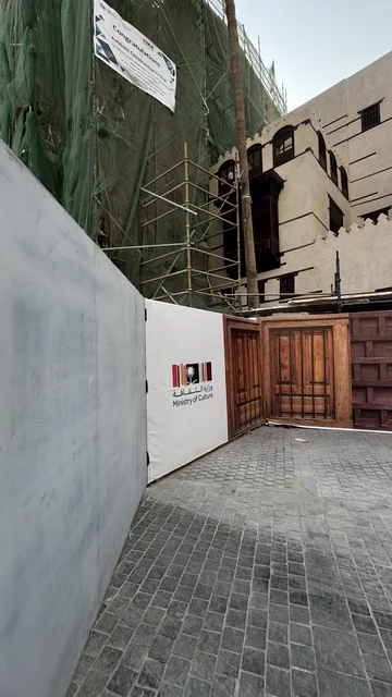 المباني الأثرية في البلد التاريخي في مدينة جدة بالمملكة العربية السعودية، التصميم المعماري العربي القديم، حواري البلد التاريخي في جدة، المباني الأثرية، المعالم التاريخية في جدة، السياحة في السعودية