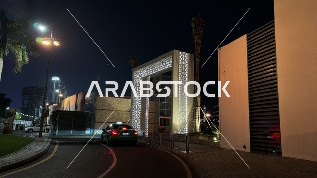 وجهة بحرية ساحلية على ساحل البحر الأحمر، نادي اليخوت فى جدة، المملكة العربية السعودية، مرافق سياحية وترفيهية راقية، تصميم معماري عصري، مطاعم ومقاهي مطلة على المارينا،  أجواء فاخرة تجمع الترفيه والاستجمام، مراسي يخوت حديثة وخدمات بحرية متطورة