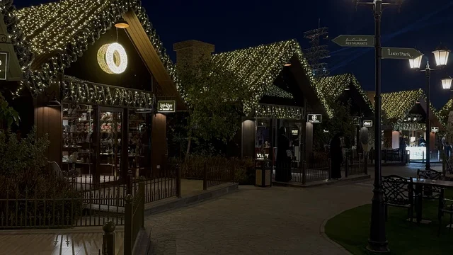 وجهة ترفيهية عصرية مفتوحة، مطاعم ومقاهي متنوعة، ذا قروفز في حي الرفيعة بمدينة الرياض فى عام 2026 ، المملكة العربية السعودية، مساحات خضراء وممرات خارجية، فعاليات موسمية وتجارب ترفيهية، أجواء عائلية راقية تجمع الاسترخاء والحياة الاجتماعية وجهة ترفيهية عصرية مفتوحة، مطاعم ومقاهي متنوعة، ذا قروفز في حي الرفيعة بمدينة الرياض فى عام 2026 ، المملكة العربية السعودية، مساحات خضراء وممرات خارجية، فعاليات موسمية وتجارب ترفيهية، أجواء عائلية راقية تجمع الاسترخاء والحياة الاجتماعية