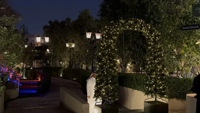 The Groves in the Al-Rafiah neighborhood of Riyadh in 2026, Saudi Arabia, is a modern open entertainment destination, featuring seasonal events and entertainment experiences, green spaces and outdoor walkways, diverse restaurants and cafes, and an upscale family atmosphere that combines relaxation and social life.