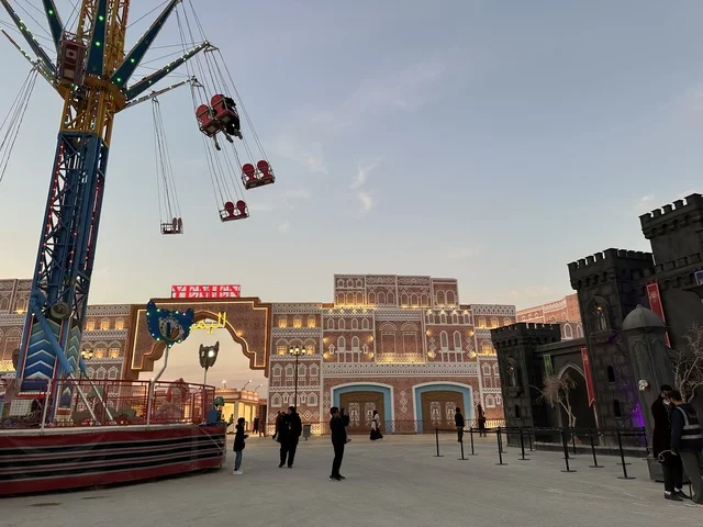 A place to spend enjoyable time with family, a seasonal entertainment and cultural destination, the gateway to the Yemeni pavilion in the global city January 2026 on the shores of the Arabian Gulf and Lake Sehat in the Eastern Province of Dammam.
