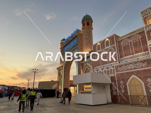 عرض المنتجات الايرانية، تعرف ثقافة البلاد المختلفة، مكان لقضاء وقت ممتع مع العائلة، وجهة ترفيهية وثقافية موسمية، سوق طهران في المدينة العالمية يناير 2026 على ضفاف الخليج العربي وبحيرة سيهات في المنطقة الشرقية الدمام