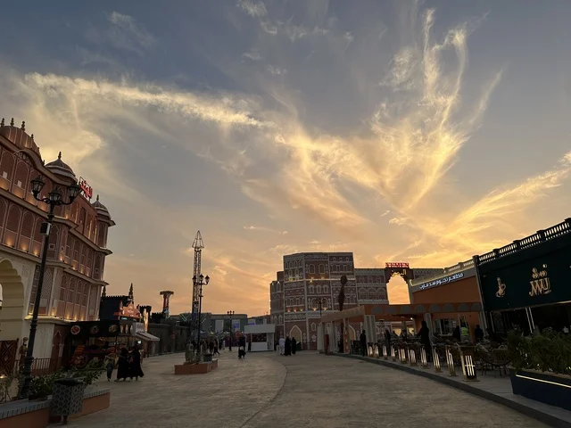 An enjoyable entertainment experience, get to know the cultures of different countries, a place to spend quality time with family, a seasonal entertainment and cultural destination, the Indian pavilion in the Global City January 2026 on the shores of the Arabian Gulf and Lake Sehat in the Eastern Province of Dammam.