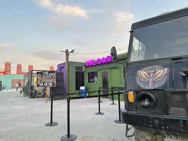 المدينة العالمية يناير 2026 على ضفاف الخليج العربي وبحيرة سيهات في المنطقة الشرقية الدمام، معلم ترفيهي مشهور في المملكة العربية السعودية، تعرف ثقافة البلاد المختلفة، مكان لقضاء وقت ممتع مع العائلة، وجهة ترفيهية وثقافية موسمية