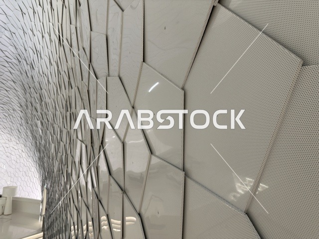 تقنيات حديثة لخدمة الباحثين والزوار، منارة ثقافية و معالم سياحية مشهورة, مكان للقراء ومحبي العلم والكتب والمعرفة، أكبر المكتبات العامة في السعوديه،  5 أكتوبر 2025، مركز الملك عبد العزيز الثقافي العالمي (إثراء) في مدينة الظهران في المملكة العربية السعودية.