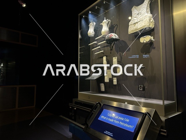 فعالية تفاعلية تسلط الضوء على مصادر الطاقة والتقنيات الحديثة، معرض الطاقة فى مركز الملك عبدالعزيز الثقافي العالمي ( إثراء ) بالظهران ، المنطقة الشرقية، المملكة العربية السعودية، يوم 19 من يناير 2026 ،  معروضات تعليمية وتجارب علمية مبتكرة، محتوى تعريفي يربط بين الاستدامة والابتكار، أجواء ثقافية ملهمة تناسب جميع الفئات.