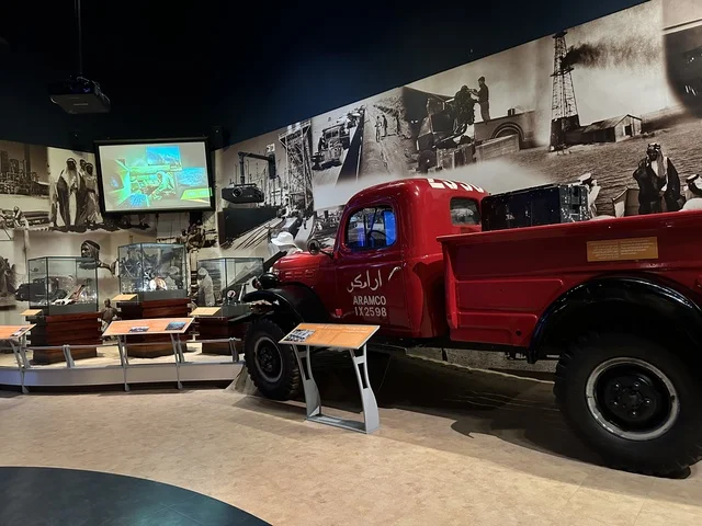 معرض أرامكو راما في معرض الطاقة فى مركز الملك عبدالعزيز الثقافي العالمي ( إثراء ) بالظهران ، المنطقة الشرقية، المملكة العربية السعودية، يوم 19 من يناير 2026 ، فعالية تسلط الضوء على مصادر الطاقة والتقنيات الحديثة، معروضات تعليمية وتجارب علمية مبتكرة، محتوى تعريفي يربط بين الاستدامة والابتكار، أجواء ثقافية ملهمة تناسب جميع الفئات.