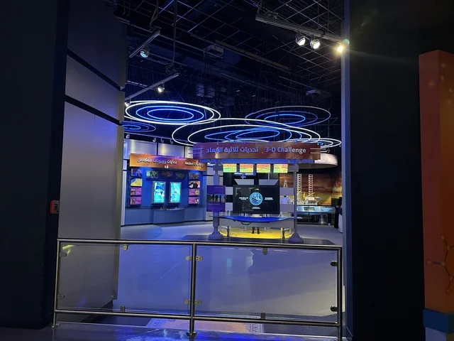 نادي الطاقة بمعرض الطاقة فى مركز الملك عبدالعزيز الثقافي العالمي ( إثراء ) بالظهران ، المنطقة الشرقية، المملكة العربية السعودية، يوم 19 من يناير 2026 ، فعالية تسلط الضوء على مصادر الطاقة والتقنيات الحديثة، معروضات تعليمية وتجارب علمية مبتكرة، محتوى تعريفي يربط بين الاستدامة والابتكار، أجواء ثقافية ملهمة تناسب جميع الفئات.