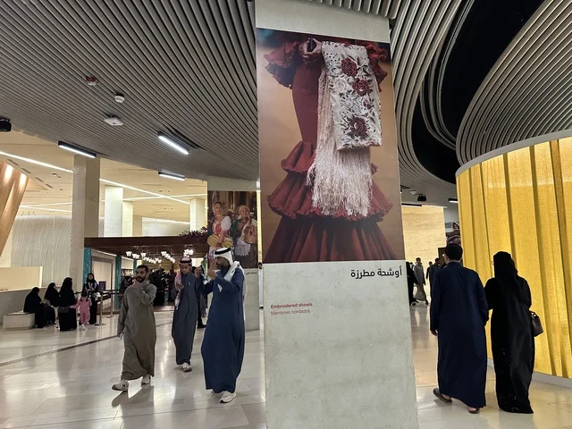 A cultural and entertainment experience at the Spain Street event at the King Abdulaziz Center for World Culture "Ithra" in Dhahran, Eastern Province, Saudi Arabia, on October 11, 2025, featuring live musical and artistic performances, flamenco dances, interactive activities, Spanish-themed restaurants and cafes, family and children-friendly activities, and a vibrant festive atmosphere.