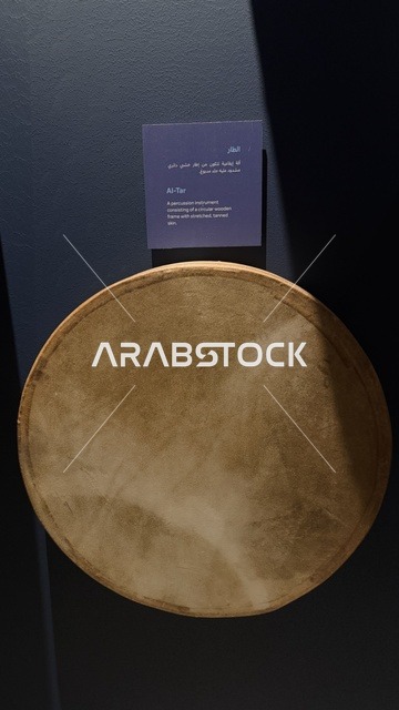 الآلات البسيطة التي تعمل بتناغم، عروض لمراحل بناء السفن التقليدية والأدوات والمواد المستخدمة، مهرجان السفن الخشبية على شاطئ الحمراء بجدة في المملكة العربية السعودية 12 إلى 16 يناير 2026، التراث البحري، الأنشطة التفاعلية والعروض الثقافية