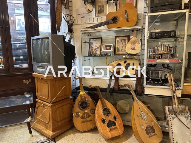 Documentation of handicrafts and Saudi identity at the Al-Falwah and Al-Jawhara Museum in the Al-Nuzha neighborhood of Dammam, Eastern Province, Kingdom of Saudi Arabia, on February 21, 2018. A distinctive educational and tourist destination, featuring halls for showcasing Saudi heritage, classic cars, a heritage and cultural landmark displaying the history of traditional clothing and jewelry, and Islamic art.