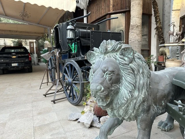 The historical vehicles at the Al-Falwah and Al-Jawhara Museum in the Al-Nuzha neighborhood of Dammam, Eastern Province, Saudi Arabia, on February 21, 2018, is a distinctive educational and tourist destination, featuring halls for showcasing Saudi heritage, classic cars, documentation of handicrafts and Saudi identity, a heritage and cultural landmark displaying the history of traditional clothing and jewelry, and Islamic art.