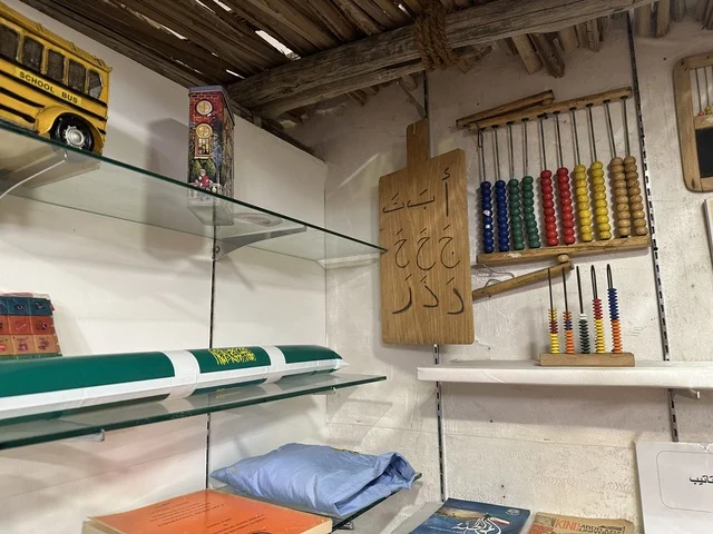 Documentation of handicrafts and Saudi identity at the Al-Falwah and Al-Jawhara Museum in the Al-Nuzhah neighborhood of Dammam, Eastern Province, Kingdom of Saudi Arabia, on February 21, 2018. A distinctive educational and tourist destination, with halls showcasing Saudi heritage, a heritage and cultural landmark displaying the history of traditional clothing and jewelry, and Islamic art.