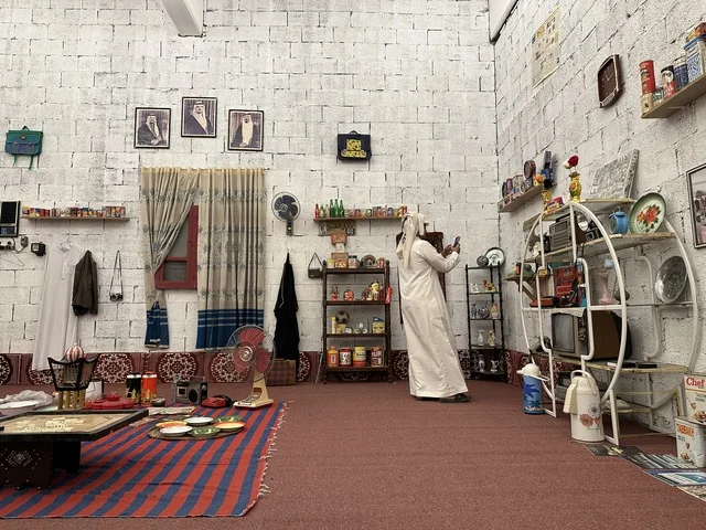 فعالية تراثية في فصل الشتاء، فعالية حياة زمان في أسواق الحياة بلازا في مدينة الدمام بالمنطقة الشرقية 9 يناير 2026 ، محاكاة تفاصيل الحياة القديمة ونمط حياة الأجداد