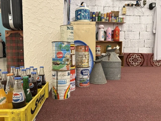 طعام وذكرى جيل الطيبين، فعالية تراثية في فصل الشتاء، فعالية حياة زمان في أسواق الحياة بلازا في مدينة الدمام بالمنطقة الشرقية 9 يناير 2026 ، محاكاة تفاصيل الحياة القديمة ونمط حياة الأجداد