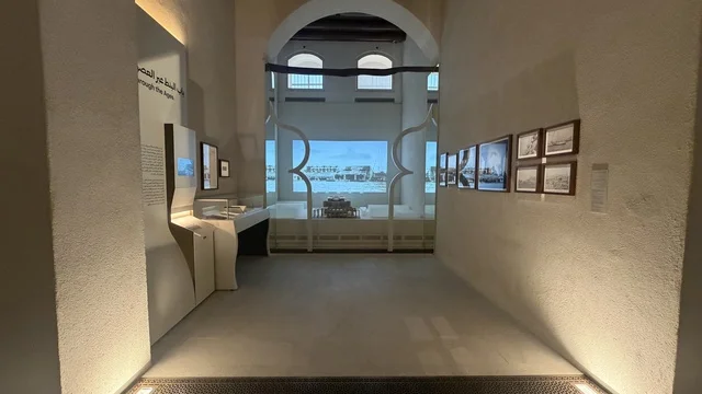 استكشاف تاريخ المنطقة، متحف البحر الأحمر في جدة في مبنى باب البنط التاريخي بجدة التاريخية 17  يناير 2026 ، معلم ثقافي حديث ، عرض مقتنيات نادرة تحكي قصة البحر الأحمر التاريخية