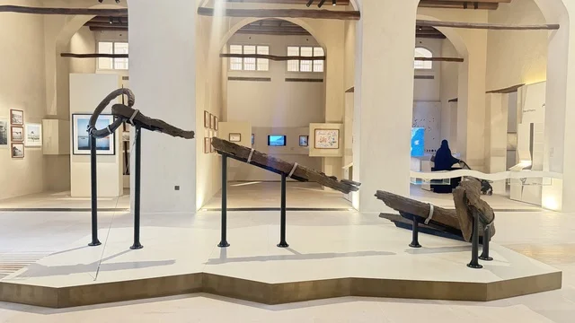 متحف البحر الأحمر في جدة في مبنى باب البنط التاريخي بجدة التاريخية 17  يناير 2026 ، معلم ثقافي حديث ، عرض مقتنيات نادرة تحكي قصة البحر الأحمر التاريخية، استكشاف تاريخ المنطقة