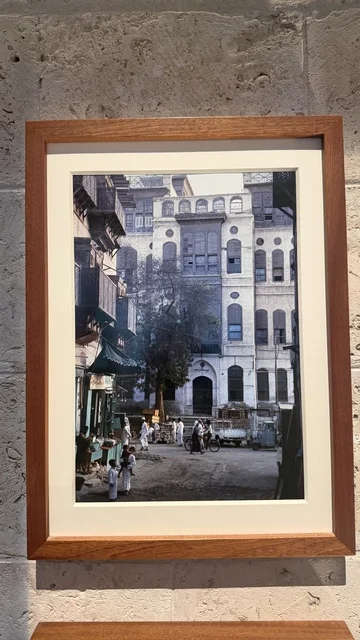 صورة قديمة لجدة التاريخية، عرض مقتنيات نادرة تحكي قصة البحر الأحمر التاريخية، استكشاف تاريخ المنطقة، متحف البحر الأحمر في جدة في مبنى باب البنط التاريخي بجدة التاريخية 17  يناير 2026 ، معلم ثقافي حديث