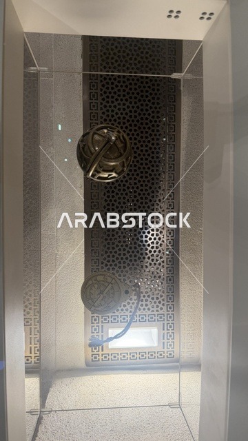 تجربة ثقافية ورحلة عبر الزمن لاستكشاف تفاعل الحضارات، متحف البحر الأحمر في جدة في مبنى باب البنط التاريخي بجدة التاريخية 17  يناير 2026 ، معلم ثقافي حديث ، عرض مقتنيات نادرة تحكي قصة البحر الأحمر التاريخية