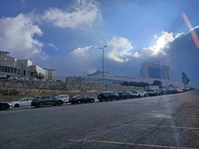 موقف السيارات للمراكز الطبية في المنطقة الجبلية، طريق مستشفى الملك فهد في الباحة، المراكز الصحية والمستشفيات وأماكن العناية بالمرضى, في المملكة العربية السعودية، تهيئة وتجهيز المدن في الجبال والقمم والمرتفعات الصخرية موقف السيارات للمراكز الطبية في المنطقة الجبلية، طريق مستشفى الملك فهد في الباحة، المراكز الصحية والمستشفيات وأماكن العناية بالمرضى, في المملكة العربية السعودية، تهيئة وتجهيز المدن في الجبال والقمم والمرتفعات الصخرية