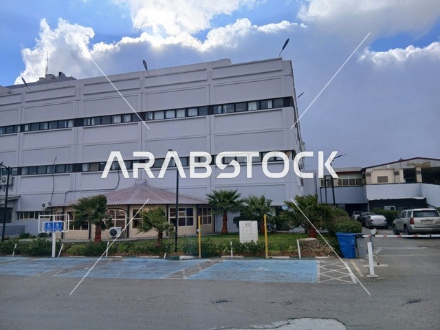 طريق مستشفى الملك فهد في الباحة، المراكز الصحية والمستشفيات وأماكن العناية بالمرضى, في المملكة العربية السعودية، تهيئة وتجهيز المدن في الجبال والقمم والمرتفعات الصخرية، الرعاية الطبية في المنطقة الجبلية