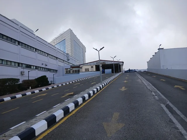 طريق مستشفى الملك فهد في الباحة، المراكز الصحية والمستشفيات وأماكن العناية بالمرضى, في المملكة العربية السعودية، تهيئة وتجهيز المدن في الجبال والقمم والمرتفعات الصخرية، الرعاية الطبية في المنطقة الجبلية