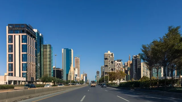 The towers and skyscrapers in the Kingdom, famous tourist attractions in Saudi Arabia, the traffic of cars on King Fahd Road in the morning, the economic and urban renaissance of Riyadh in Saudi Arabia, the distinguished architectural engineering art in the city of Riyadh. The towers and skyscrapers in the Kingdom, famous tourist attractions in Saudi Arabia, the traffic of cars on King Fahd Road in the morning, the economic and urban renaissance of Riyadh in Saudi Arabia, the distinguished architectural engineering art in the city of Riyadh.