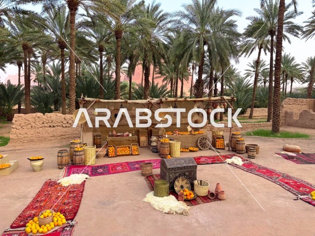 ثمار الحمضيات الطبيعية الناضجة ذات الفوائد العالية، المزارع والواحات الخصبة في البلدة القديمة بالعلا، منتجات وطنية محلية، المناظر الطبيعية المتميزة في المملكة العربية السعودية، محمية طبيعية لزراعة الاشجار