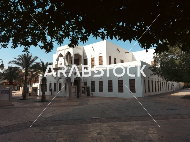 مناطق جذب واستقطاب السياح, المعالم التاريخية القديمة, التصاميم الهندسية المعمارية على الطراز القديم, سوق القيصرية في مدينة الأحساء نهارا, الأسواق الشعبية التقليدية الأثرية, الأماكن السياحية التراثية المشهورة في المملكة العربية السعودية