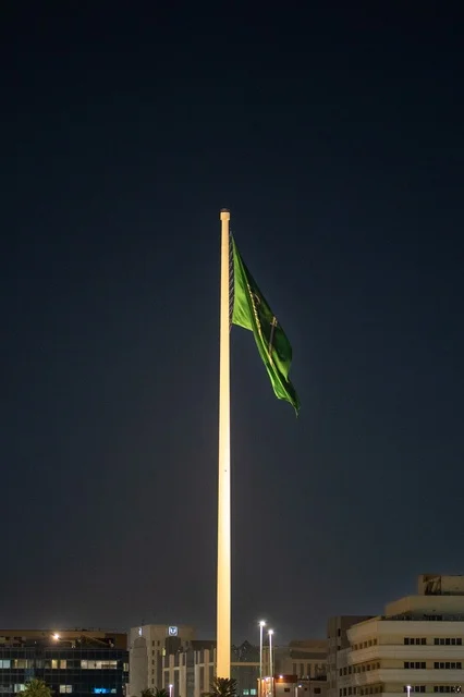 سارية العلم فى جدة، أطول راية توحيد تعانق سماء عروس البحر الأحمر، توثيق النهضة العمرانية والهوية الوطنية في المملكة العربية السعودية