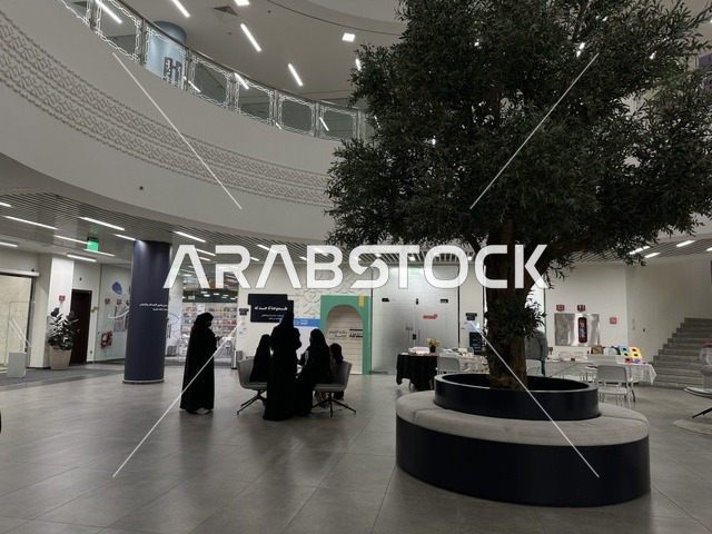التصميم الداخلي لبيت الثقافة ، يوم التعليم العالمي في مكتبة الثقافة، مكتبة الدمام العامة، المملكة العربية السعودية، يوم 30  من يناير 2026 ،فعالية تعليمية وثقافية تسلط الضوء على أهمية التعليم ودوره في بناء المجتمعات، أنشطة معرفية وورش عمل تعليمية، مشاركات طلابية وحوار تفاعلي، بيئة ثقافية ملهمة تحتفي بالعلم والمعرفة وتدعم التعلم المستدام.
