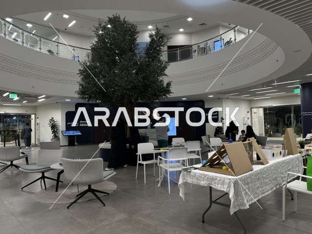 قسم  الاستقبال في يوم التعليم العالمي في مكتبة الثقافة، مكتبة الدمام العامة، المملكة العربية السعودية، يوم 30  من يناير 2026 ،فعالية تعليمية وثقافية تسلط الضوء على أهمية التعليم ودوره في بناء المجتمعات،  أنشطة معرفية وورش عمل تعليمية، مشاركات طلابية وحوار تفاعلي، بيئة ثقافية ملهمة تحتفي بالعلم والمعرفة وتدعم التعلم المستدام.