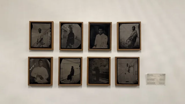 معرض فوتوغرافي  في حي جميل في مدينة جدة، المملكة العربية السعودية، وجهة ثقافية وفنية معاصرة، بيئة حضرية تحتضن الإبداع والفنون الحديثة ، معارض فنية ومساحات إبداعية، فعاليات ثقافية ومجتمعية متنوعة، مقاهي ومناطق تجمع فني