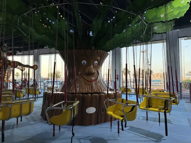 Recreational activities at Marina Mall in Dammam, Eastern Province, Saudi Arabia, a shopping and entertainment center overlooking the waterfront, featuring diverse stores and brands, restaurants and cafes with sea views, recreational and service facilities, a family destination that combines shopping and entertainment.