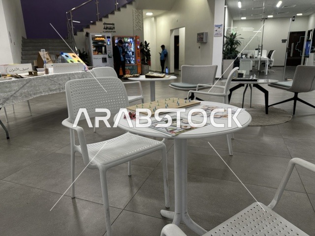 فعالية تعليمية وثقافية تسلط الضوء على أهمية التعليم ودوره في بناء المجتمعات، يوم التعليم العالمي في مكتبة الثقافة، مكتبة الدمام العامة، المملكة العربية السعودية، يوم 30 من يناير 2026 ، ورش تعليمية تفاعلية، مشاركات طلابية وحوار تفاعلي، بيئة ثقافية ملهمة تحتفي بالعلم والمعرفة وتدعم التعلم المستدام.