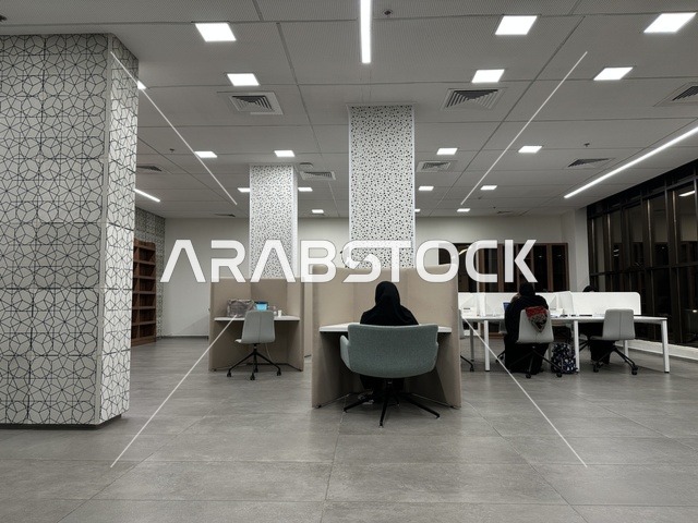 فعالية تعليمية وثقافية تسلط الضوء على أهمية التعليم ودوره في بناء المجتمعات، يوم التعليم العالمي في مكتبة الثقافة، مكتبة الدمام العامة، المملكة العربية السعودية، يوم 30 من يناير 2026 ، ورش تعليمية تفاعلية، مشاركات طلابية وحوار تفاعلي، بيئة ثقافية ملهمة تحتفي بالعلم والمعرفة وتدعم التعلم المستدام.