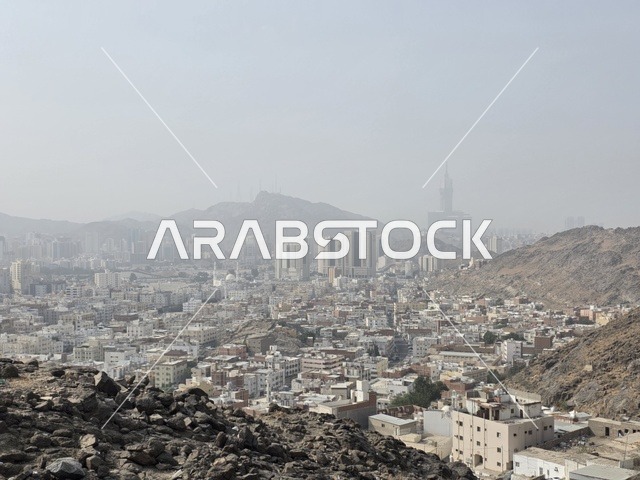 جبل النور في مكة المكرمة، توافد الزوار من جميع أنحاء العالم لزيارة غار حراء، القمم والمرتفعات الجبلية، معالم دينية مشهورة في المملكة العربية السعودية، مكان إسلامي مقدس