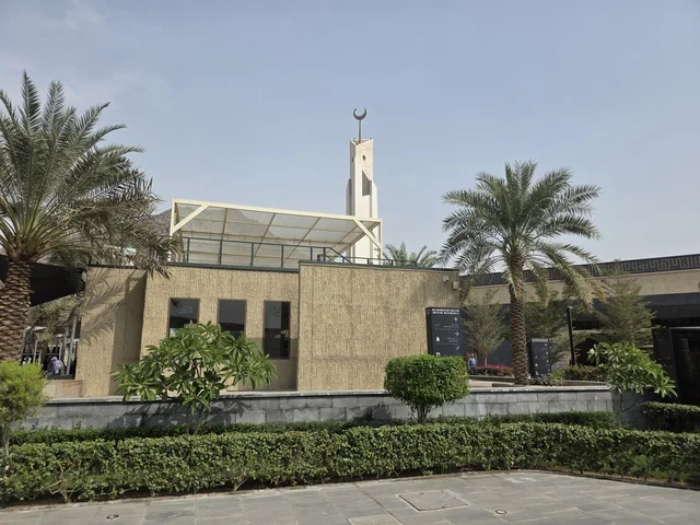 A cultural, historical, and Islamic landmark, the Museum of the Holy Quran and the Revelation Exhibition are located within the cultural district of Hira near the Mountain of Light in Mecca, enriching the visitors' experience.