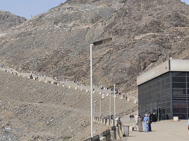 متحف القرآن الكريم ومعرض الوحي ضمن حي حراء الثقافي قرب جبل النور بمكة المكرمة، معلم حضاري وتاريخي، إثراء تجربة الزوار