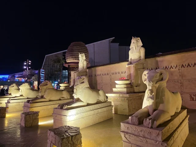 الفن الهندسي المعماري على الطراز الحديث، البوليفارد ورلد في مدينة الرياض، الاستمتاع بالتجارب الممتعة في أبرز المناطق الترفيهية بالمملكة العربية السعودية، معالم جذب واستقطاب السائحين من أنحاء العالم