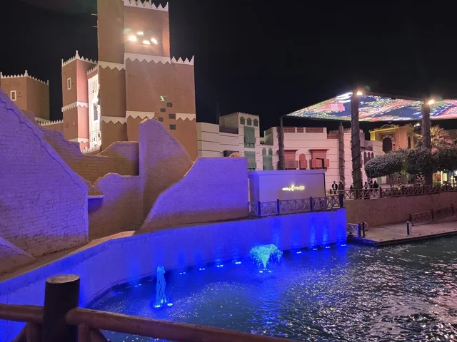 الفن الهندسي المعماري على الطراز الحديث، البوليفارد ورلد في مدينة الرياض، الاستمتاع بالتجارب الممتعة في أبرز المناطق الترفيهية بالمملكة العربية السعودية، معالم جذب واستقطاب السائحين من أنحاء العالم