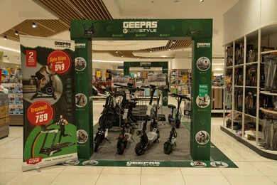 منصة عرض منتجات جيباس لايف ستايل في مركز تسوق