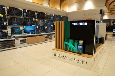 Modern Electronics Store Television Display Indoor