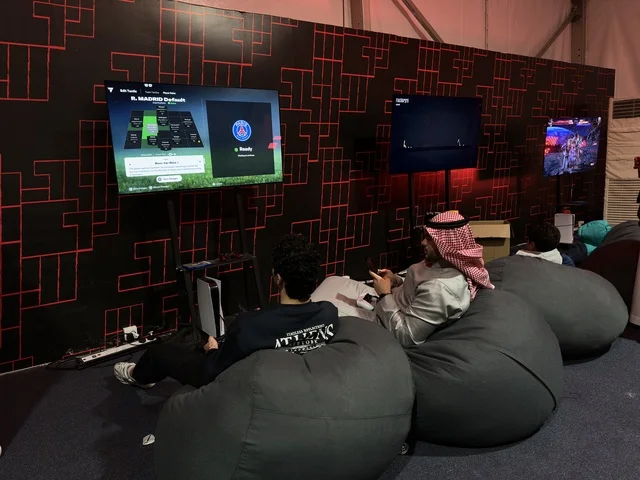 Young people gather in the video game room at the Gaming Plus (+) event at King Fahd University of Petroleum and Minerals in Dhahran, Eastern Province, Saudi Arabia, on January 28, 2026. There are competitions and game challenges, modern devices and technologies, a digital entertainment experience tailored for electronic gaming enthusiasts, wide youth participation, and an exciting atmosphere that combines entertainment and technology.