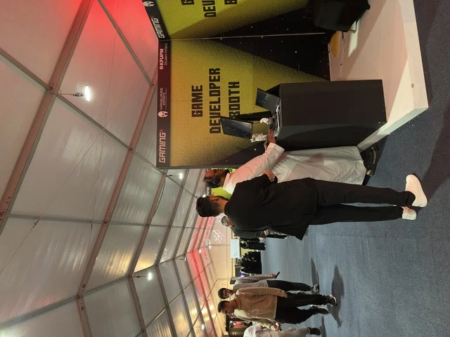 أجهزة وتقنيات حديثة، فعالية جيمينق بلس (+) في جامعة الملك فهد للبترول والمعادن بالظهران، المنطقة الشرقية، المملكة العربية السعودية، يوم 28 من يناير 2026، مسابقات وتحديات ألعاب، تجربة ترفيهية رقمية مخصصة لعشّاق الألعاب الإلكترونية، مشاركة شبابية واسعة، أجواء حماسية تجمع بين الترفيه والتقنية.