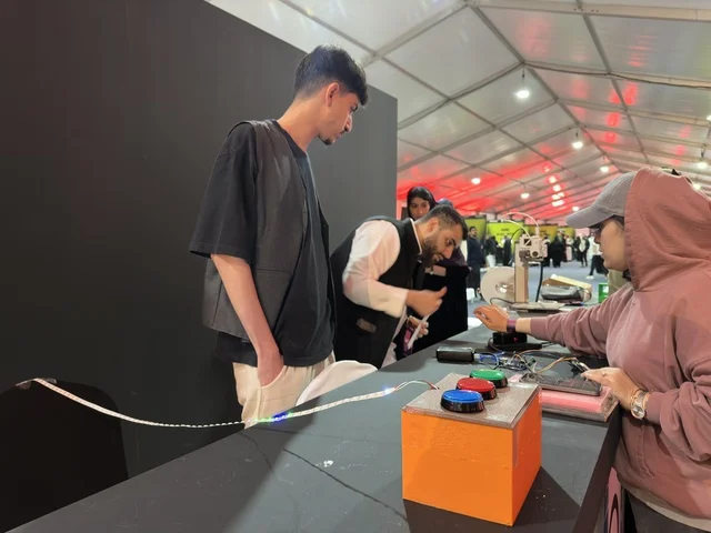 An entertainment activity at the Gaming Plus (+) event at King Fahd University of Petroleum and Minerals in Dhahran, Eastern Province, Saudi Arabia, on January 28, 2026, featuring game competitions and challenges, a digital entertainment experience tailored for video game enthusiasts, wide youth participation, modern devices and technologies, and an exciting atmosphere that combines entertainment and technology.