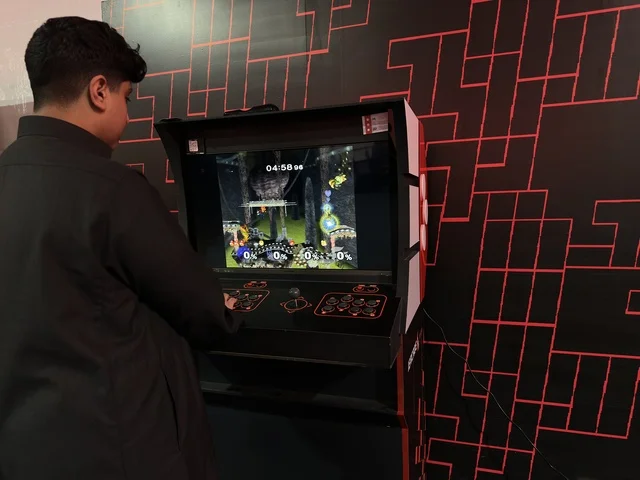 An entertainment activity at the Gaming Plus (+) event at King Fahd University of Petroleum and Minerals in Dhahran, Eastern Province, Saudi Arabia, on January 28, 2026, featuring game competitions and challenges, a digital entertainment experience tailored for video game enthusiasts, wide youth participation, modern devices and technologies, and an exciting atmosphere that combines entertainment and technology.